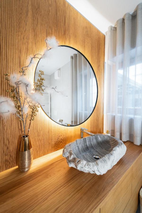 Bor In Bor Luxury Apartment With Sauna & Garden - كْرانْيِسكا غورا المظهر الخارجي الصورة
